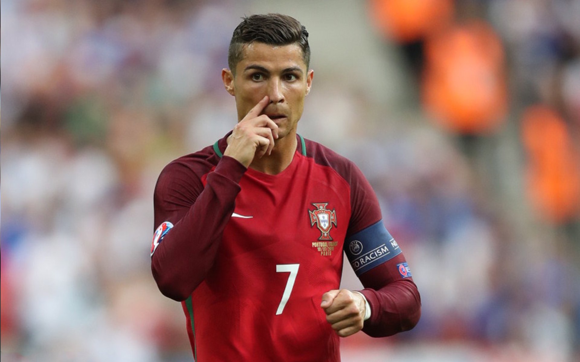 开云真人娱乐官网-足球社交话题频繁登顶微博热搜榜，足球社交聊天软件